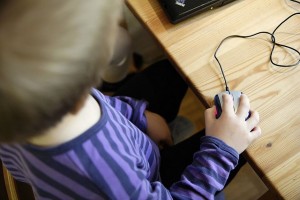 child+mouse